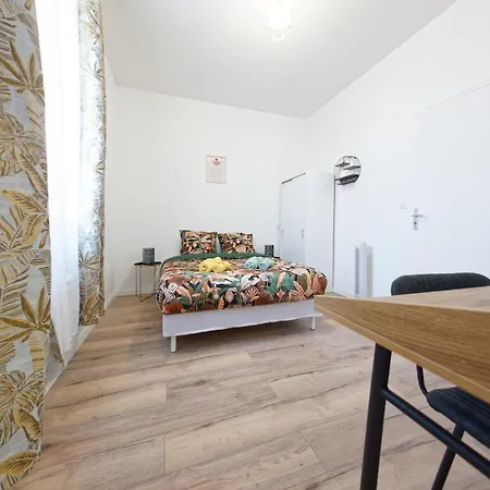 Apartment Le Cosycatala - 3 Personnes - Bureau & Wifi *