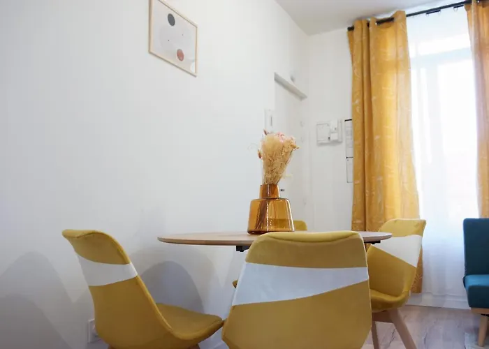 Le Cosycatala - 4 Personnes - Bureau & Wifi شقة *