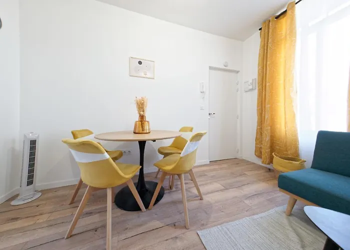 Le Cosycatala - 4 Personnes - Bureau & Wifi بيربينيو