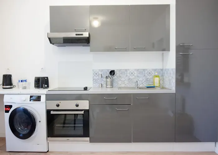 Le Cosycatala - 4 Personnes - Bureau & Wifi * بيربينيو